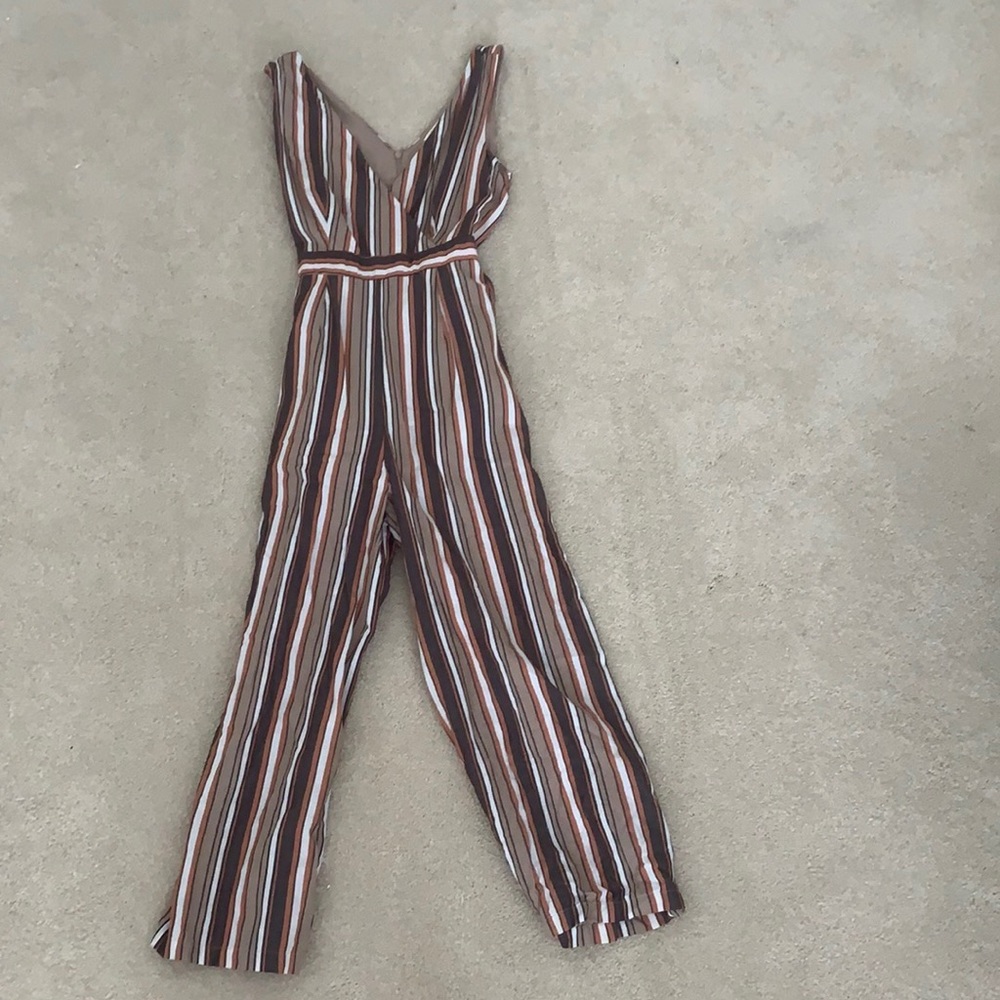 Francesca’s Neutral Stripped Jumpsuit!